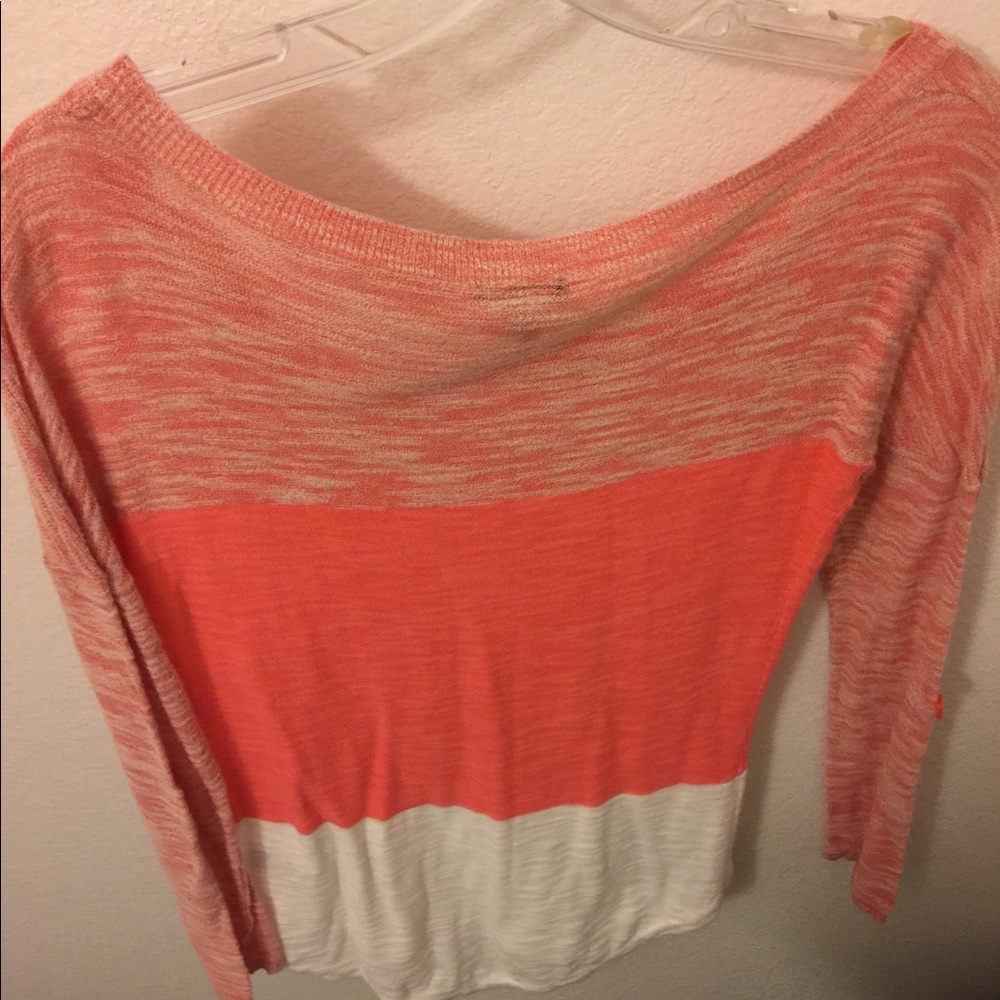 Express Sweater - Picture 3 of 3